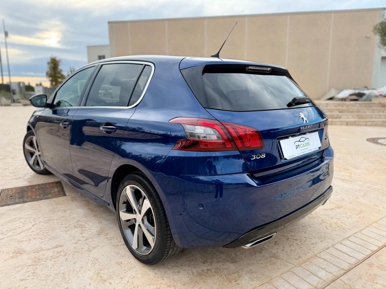 Peugeot 308 1.5 BlueHDi 130cv GT Line Led*Carplay*Full