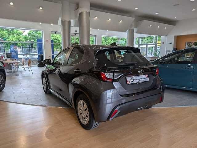 Toyota Yaris 1.5 Hybrid 5 porte Active *KM 0*