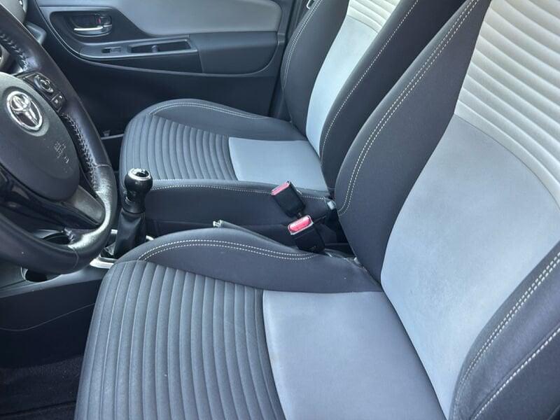 Toyota Yaris 1.0 Lounge