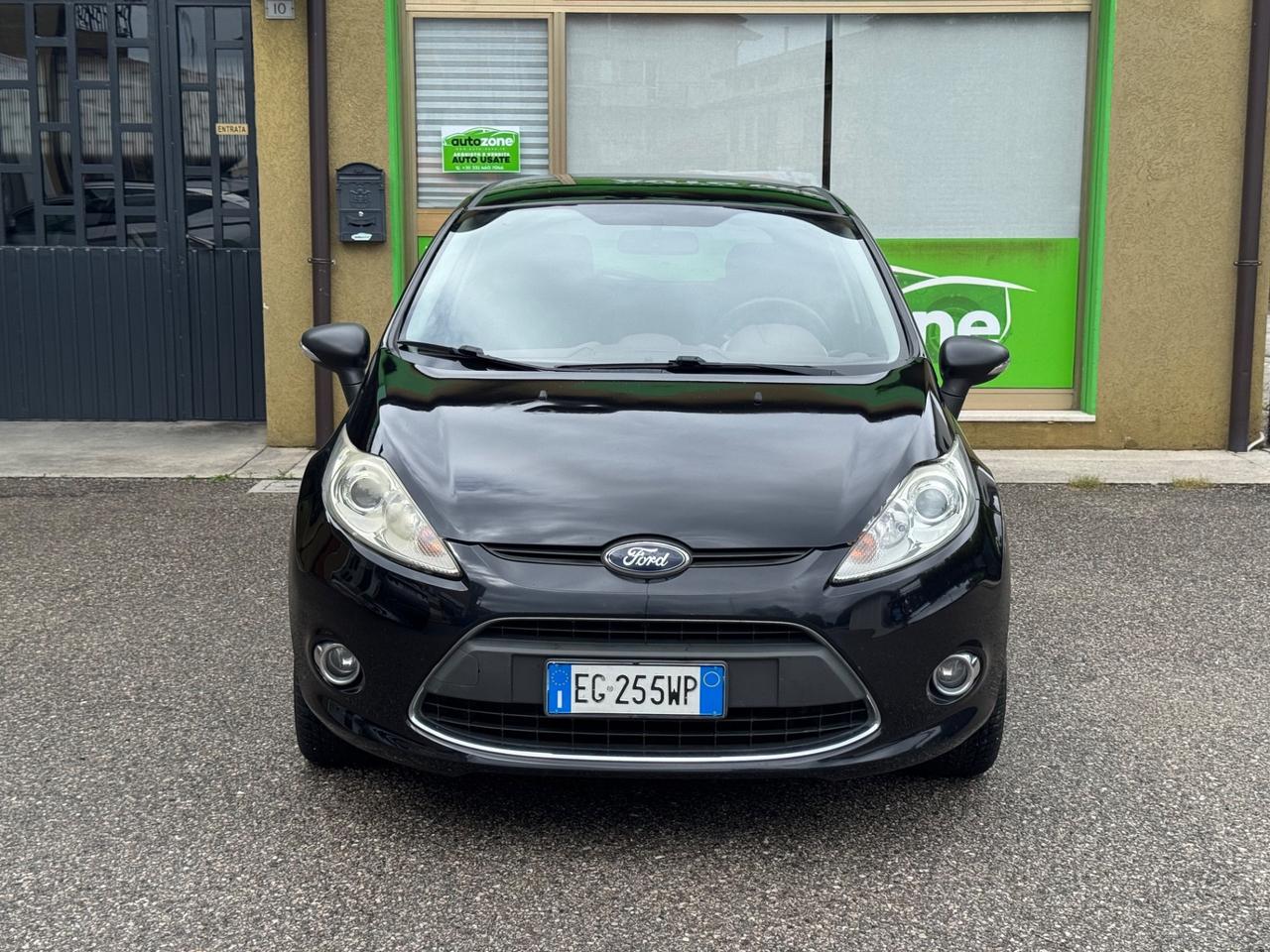 Ford Fiesta 1.4 TDCi 5p. Titaninum NEOPATENTATI