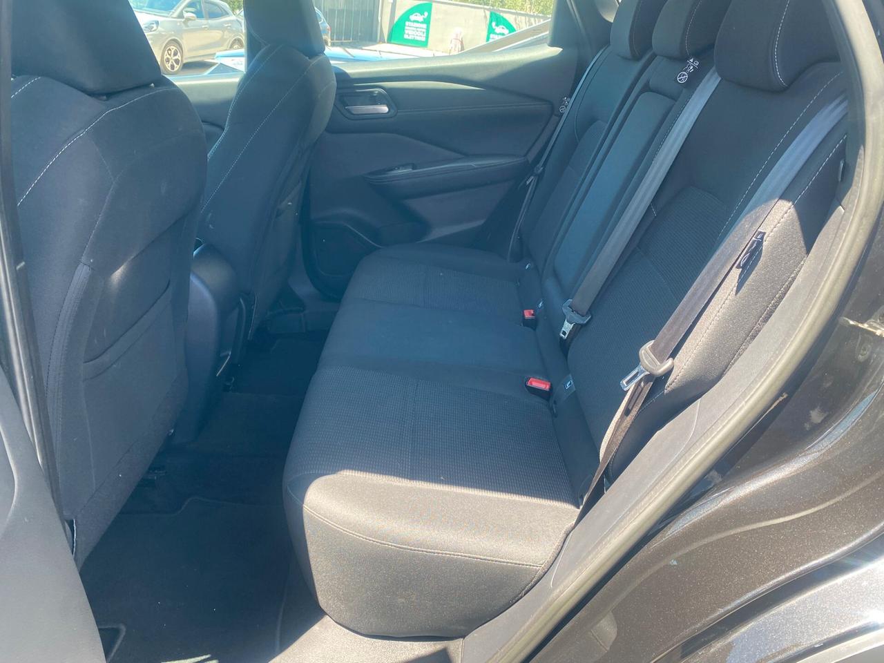 Nissan Qashqai MHEV 140 CV Business