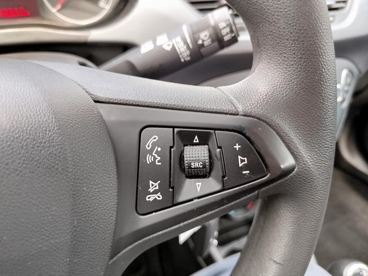 OPEL CORSA 1.2 BENZ *PREZZO VERO fino al 23 maggio* 5 PORTE - KM CERTI