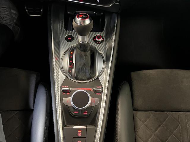 AUDI TT RS Coupé 2.5 TFSI quattro S tronic / SEDILI A GUSCIO