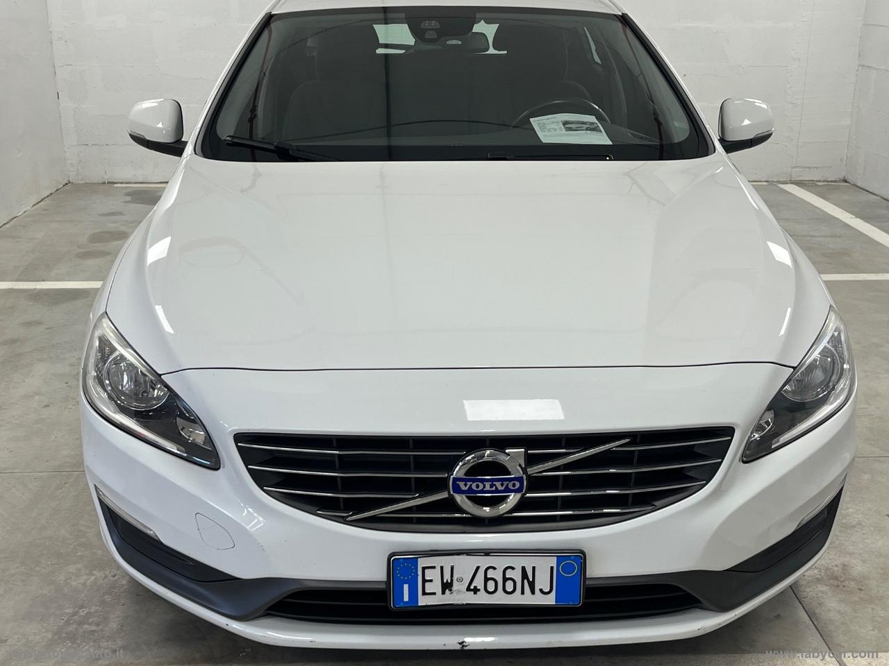 VOLVO V60 D2 1.6 Business|GANCIO TRAINO|97.000 CHILOMETRI CERT.