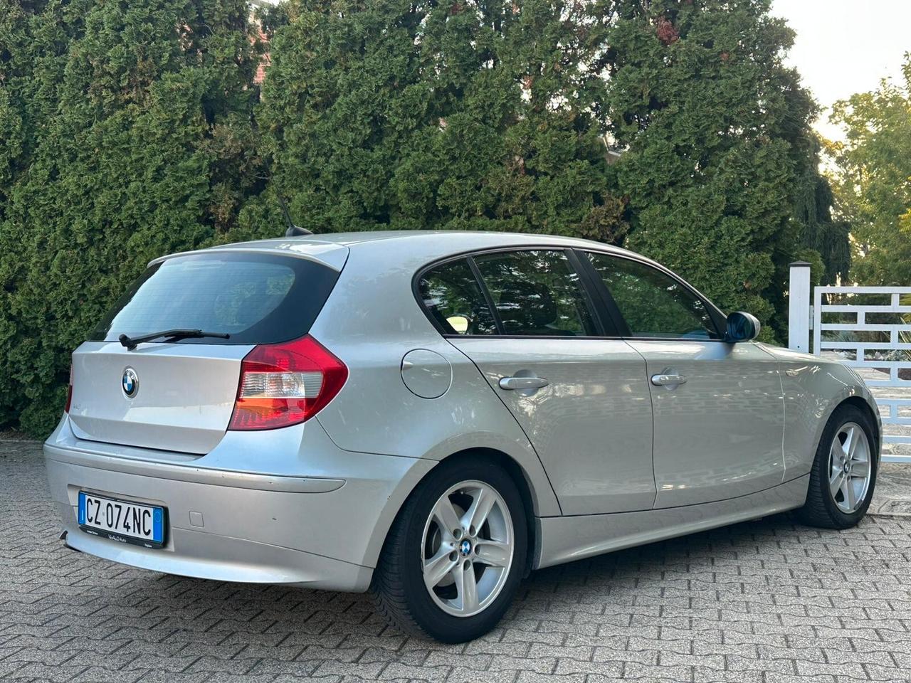 Bmw 118 118d cat 5 porte Futura