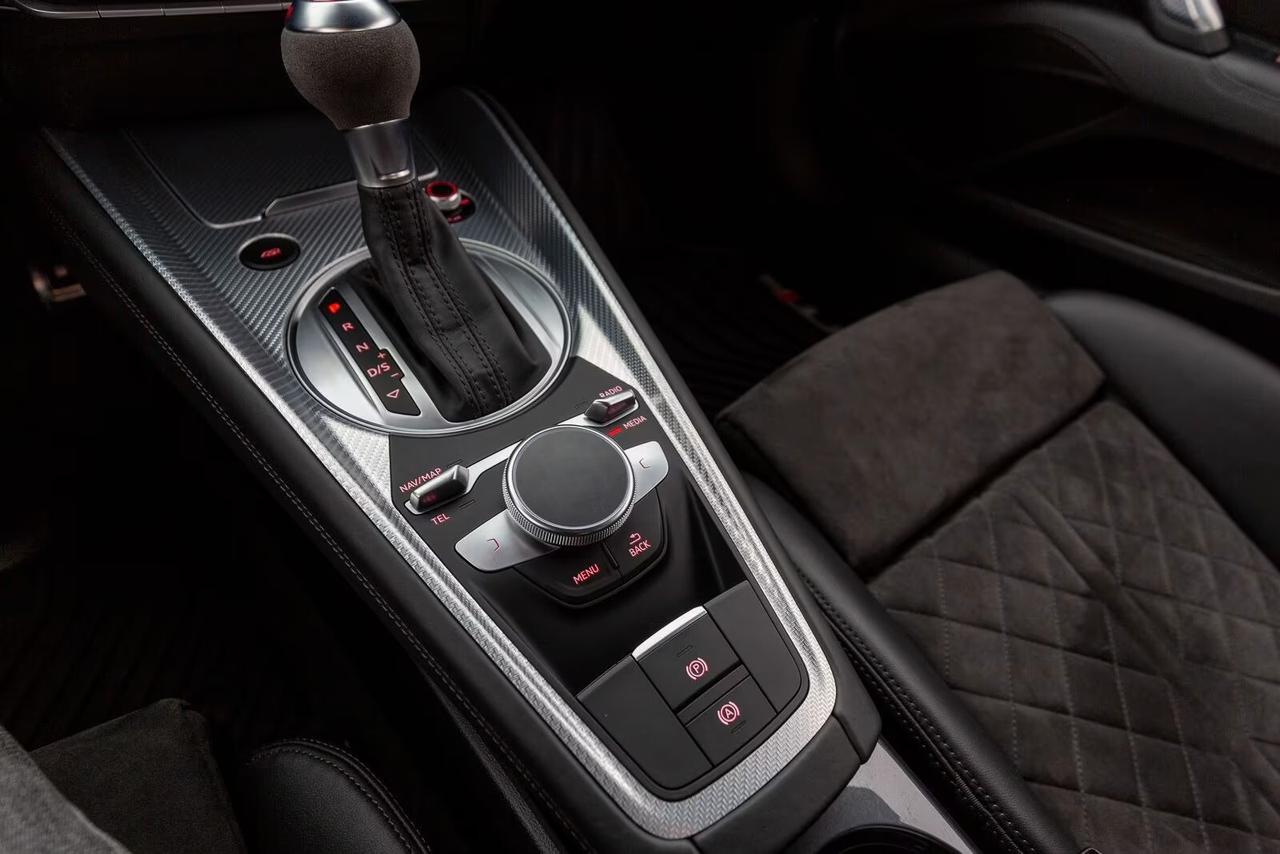 Audi TT RS Coupé 2.5 TFSI quattro S tronic virtiual pdc