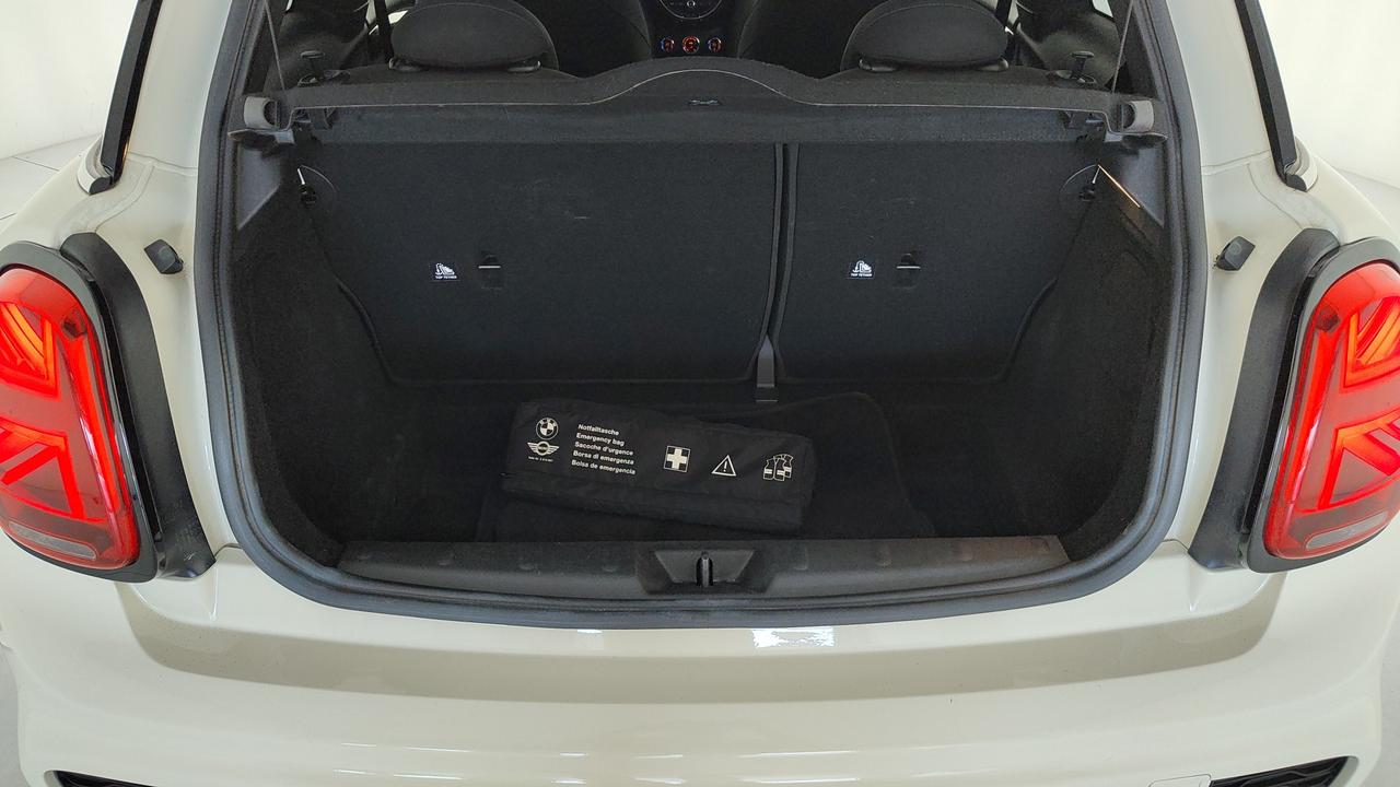 MINI Mini IV F55-F56 2014 - Mini 1.5 Cooper Boost 3p
