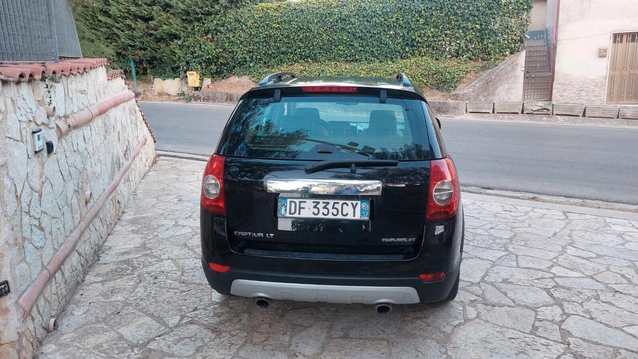 CHEVROLET CAPTIVA LT 2.0 D. 4X4 7 POSTI PREZZO TRATTABILE