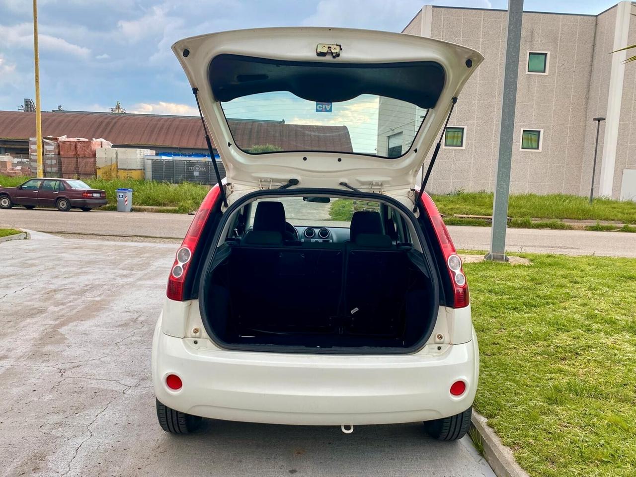 Ford Fiesta 1.4 16V 80 CV 5p. Ghia