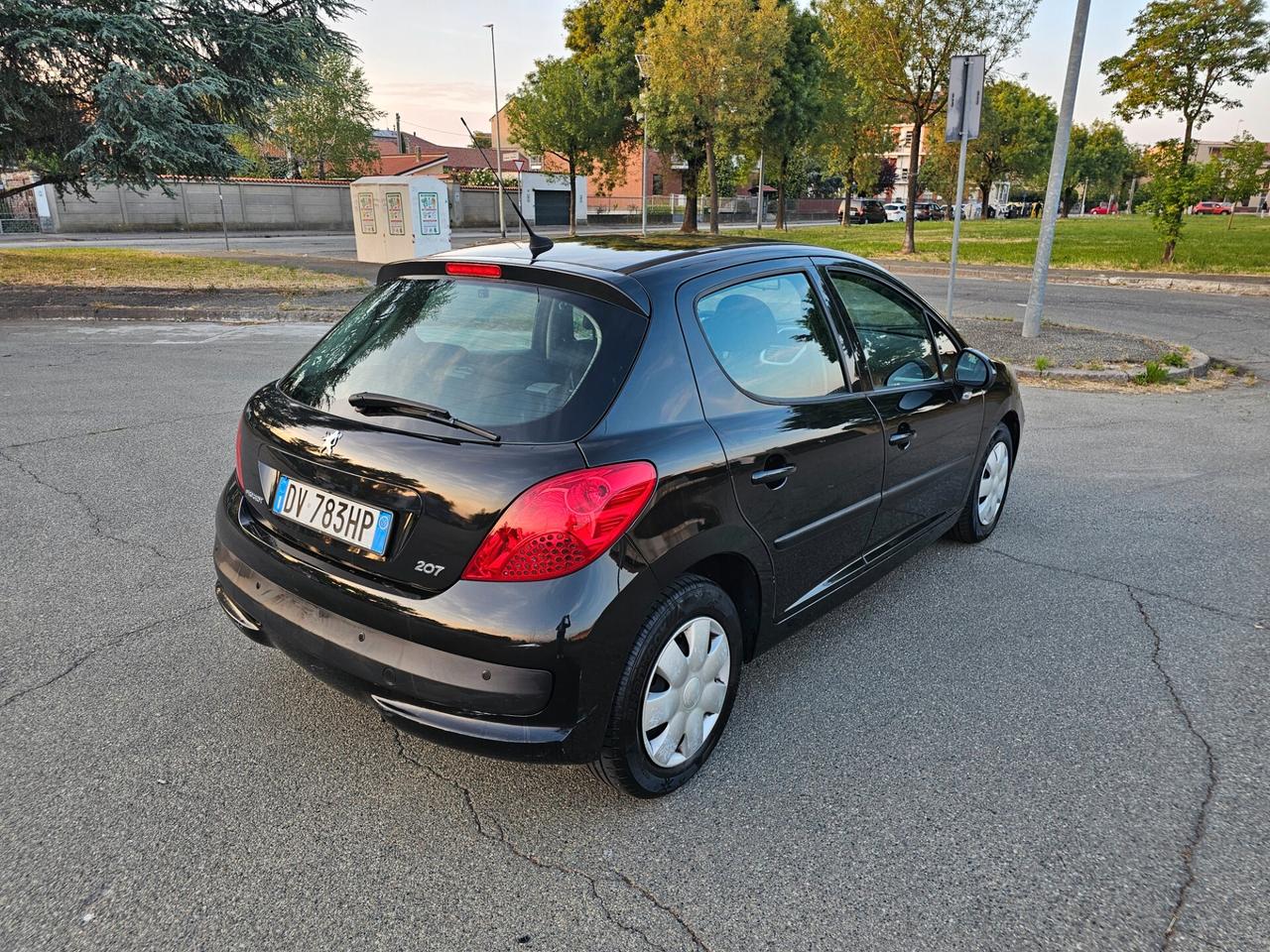 Peugeot 207 1.4 8V 75CV 5p. Energie Sport ECO GPL