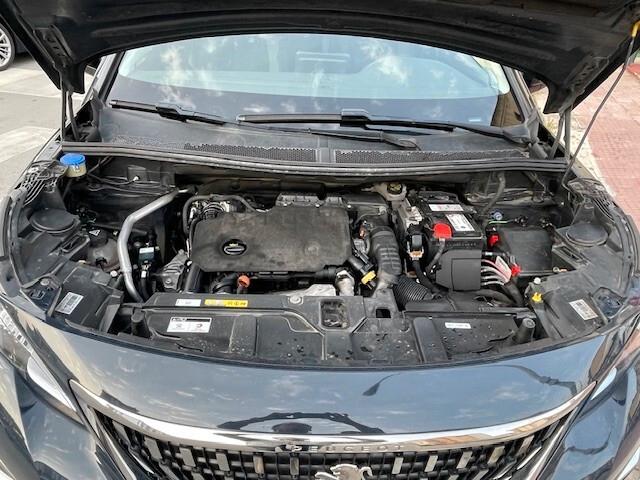 Peugeot 3008 con Iva esposta Finanziabile Garanzia