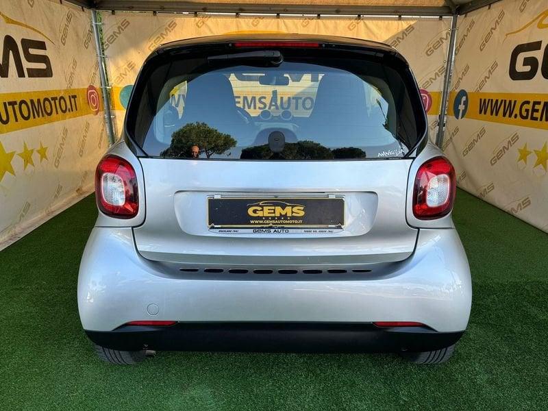 smart fortwo fortwo 70 1.0 Passion cambio manuale