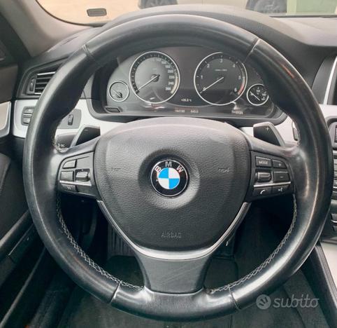 BMW 530 d xDrive Touring Luxury TETTO PANORAMIC