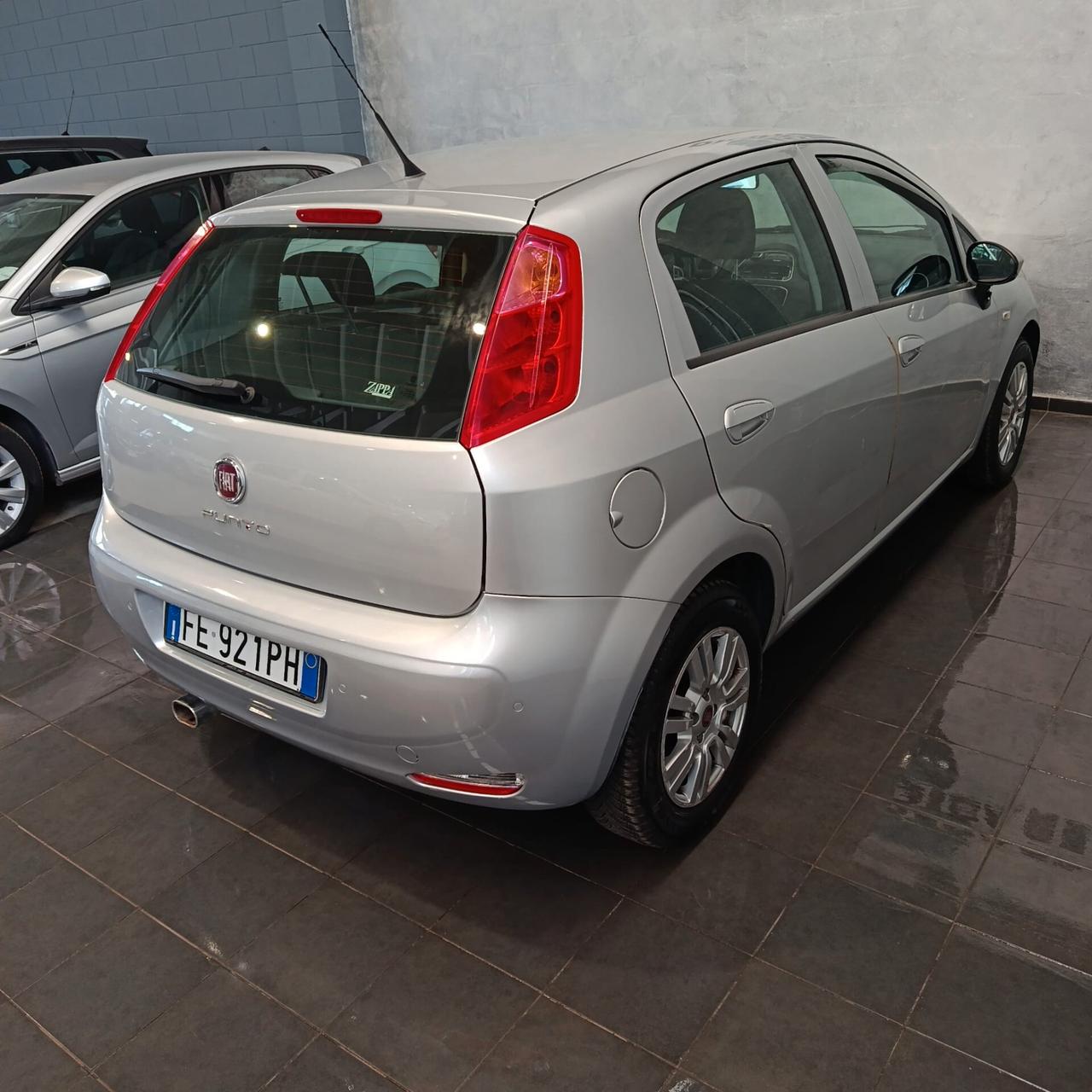 Fiat Punto Evo 1.4 B/GPL