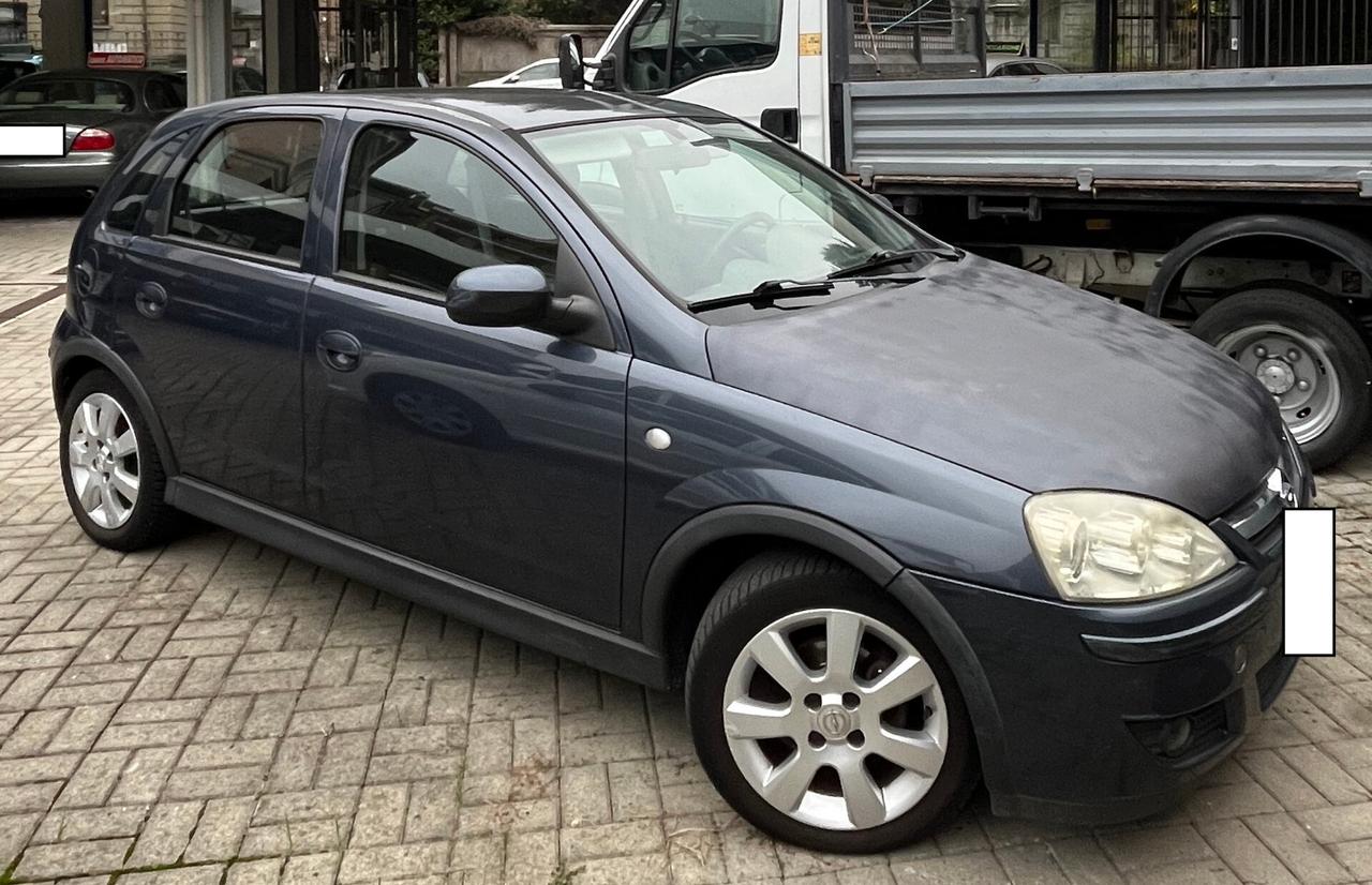 OPEL CORSA 1.2 BENZINA 5 PORTE ANCHE PER NEOPATENTATI