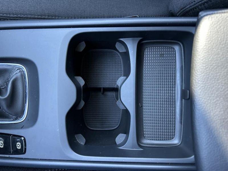 Volvo XC40 T2 Momentum Core 1 PROPRIETARIO - GANCIO TRAINO