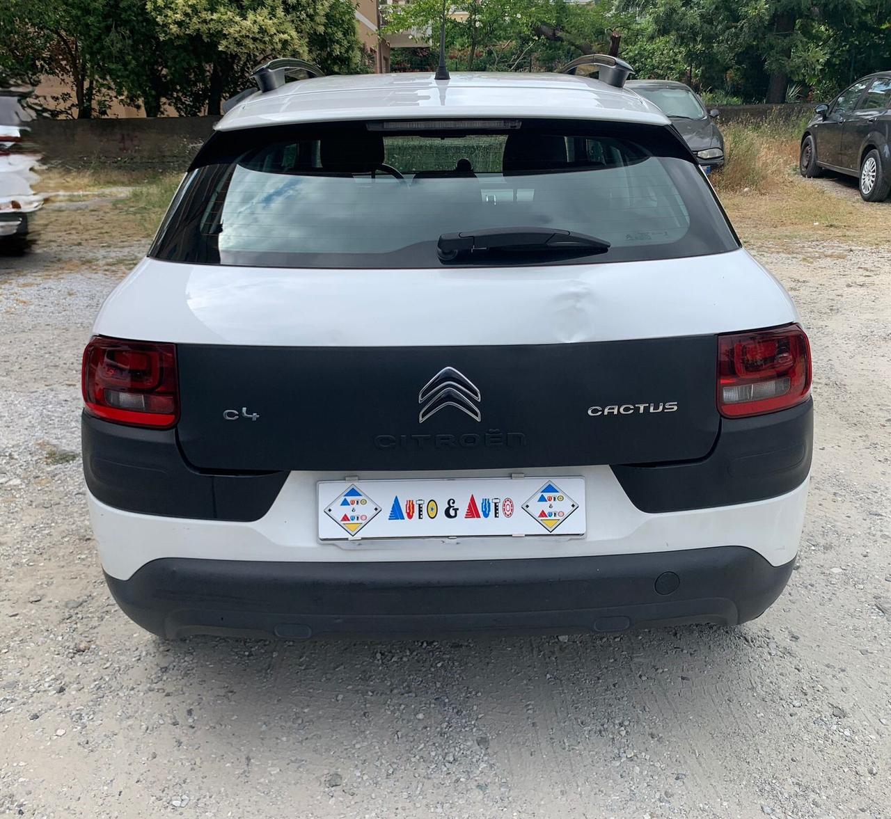 Citroen C4 Cactus PureTech 82 Shine