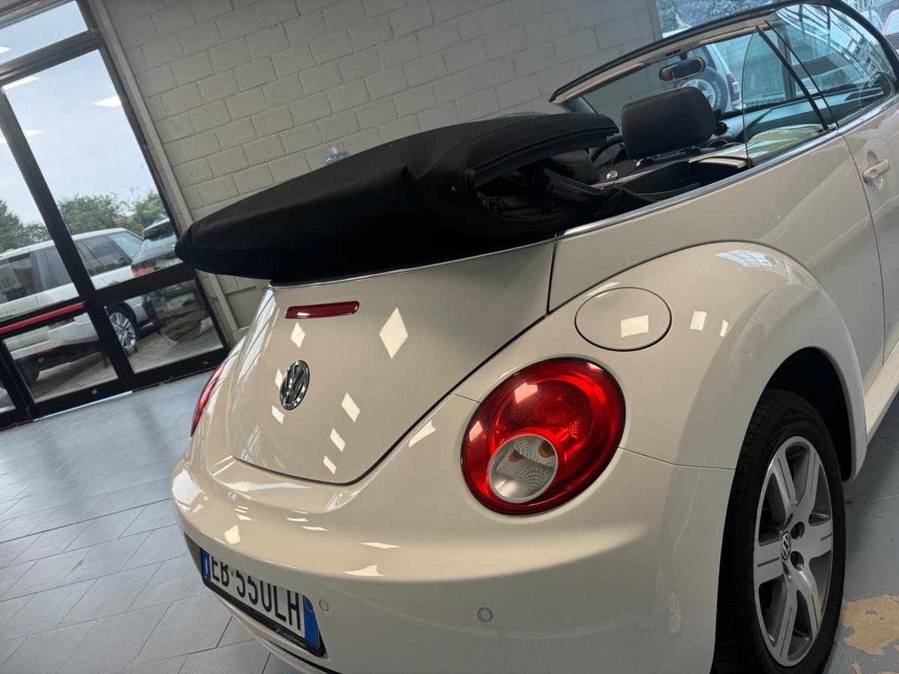 Volkswagen New Beetle 1.9 TDI 105CV Cabrio Lim. Red Edt.