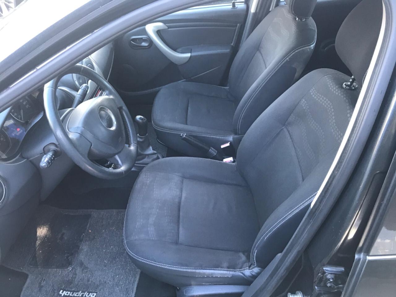 Dacia Sandero 1.6 8V