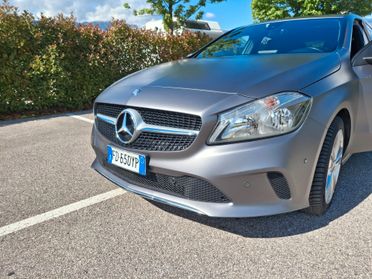 Mercedes-benz A 200 d Premium