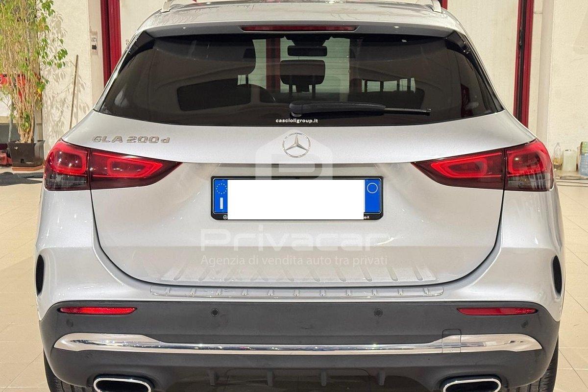 MERCEDES GLA 200 d Automatic Premium