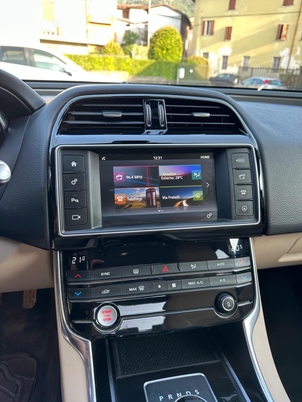Jaguar XE 2.0 D PRESTIGE KMCERT UNICOPR
