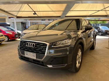 Audi Q2 30 TDI Business Design