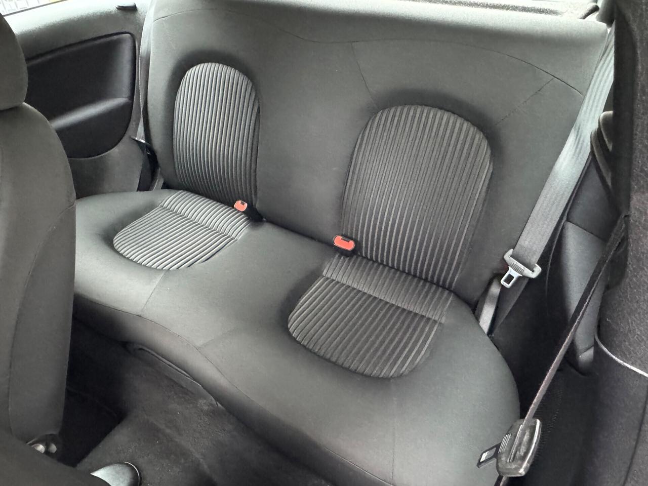 LANCIA YPSILON 1.2 NEOPATENTATI KM 43 MILA !!