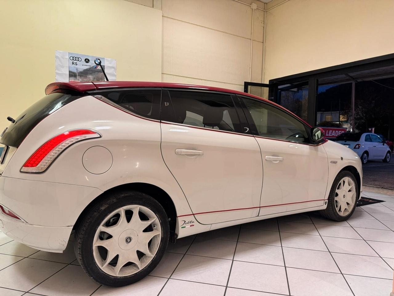 Lancia Delta 1.6 MJT DPF Gold