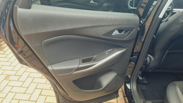 OPEL Grandland 1.5 diesel Ecotec aut. Business Elegance