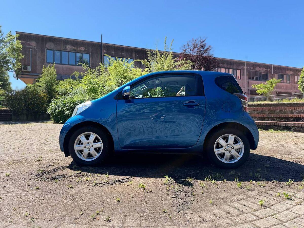 Toyota iQ 1.0 Active (sol) E5