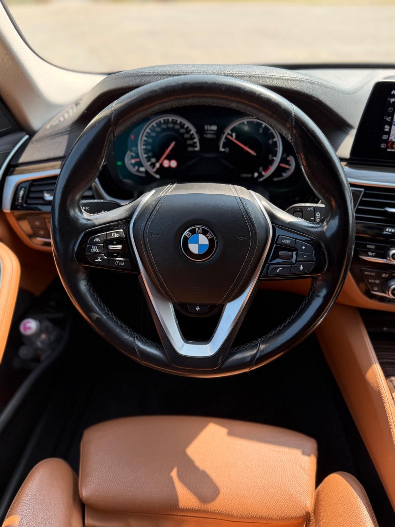Bmw 520 520d Touring Luxury X-Drive
