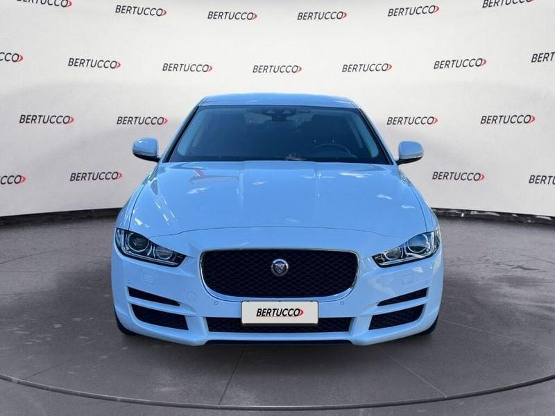 Jaguar XE (X760) 2.0 D Turbo 180CV aut. Prestige