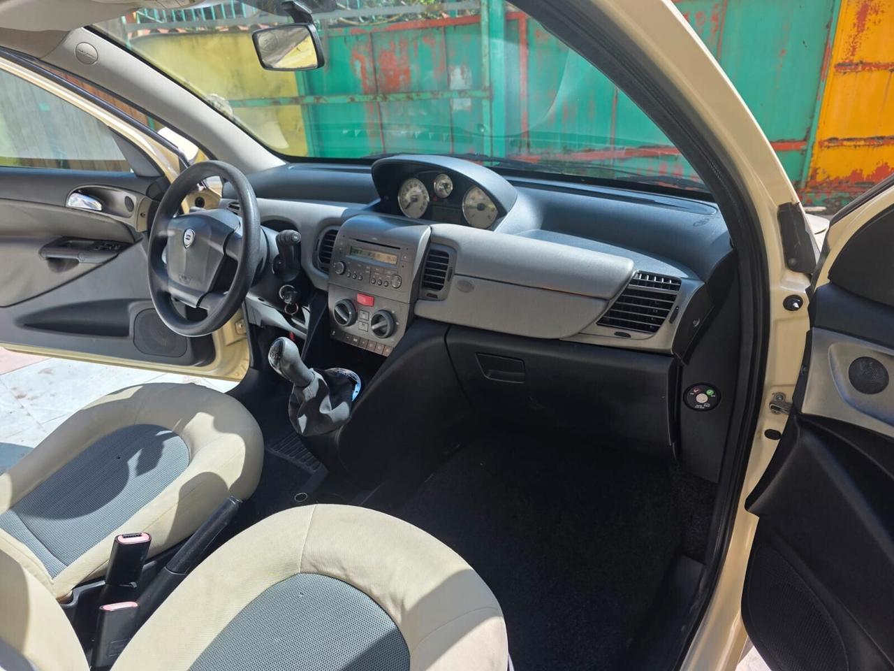 LANCIA YPSILON 1.3 DIESEL DEL NORD ITA 2006