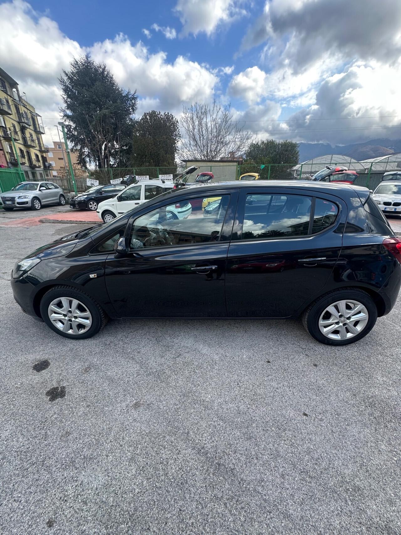 Opel Corsa 1.4 90CV GPL Tech 5 porte b-Color