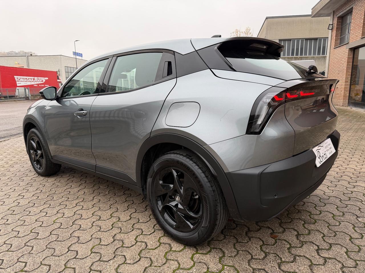 Alfa Romeo Junior 1.2 136 CV Hybrid eDCT6