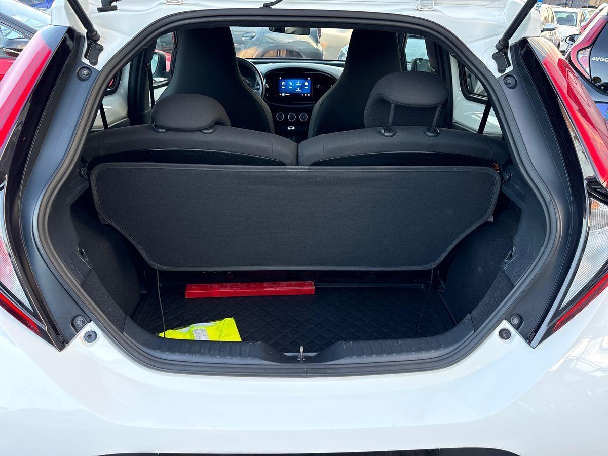 TOYOTA Aygo X - Aygo X 1.0 Active 72cv
