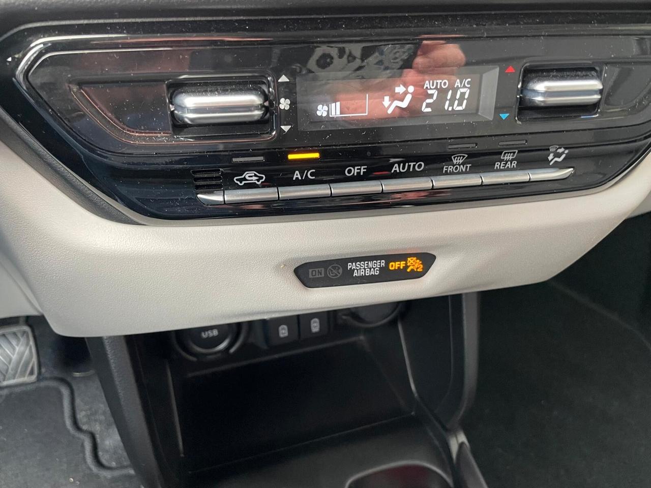 Suzuki Swift 1.2 Hybrid 4WD AllGrip Top