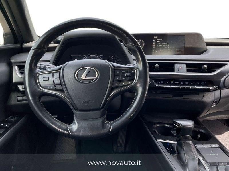 Lexus UX Hybrid Executive 2WD MY22