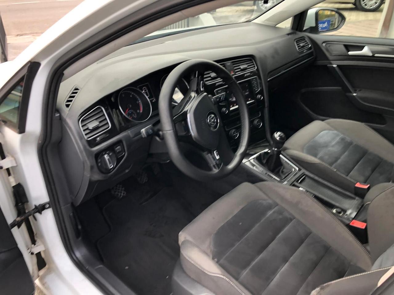 Volkswagen Golf 2.0 TDI 5p. Highline GARANZIA CONFORMGEST 12 MESI RINNOVABILE FINO A 36 MESI