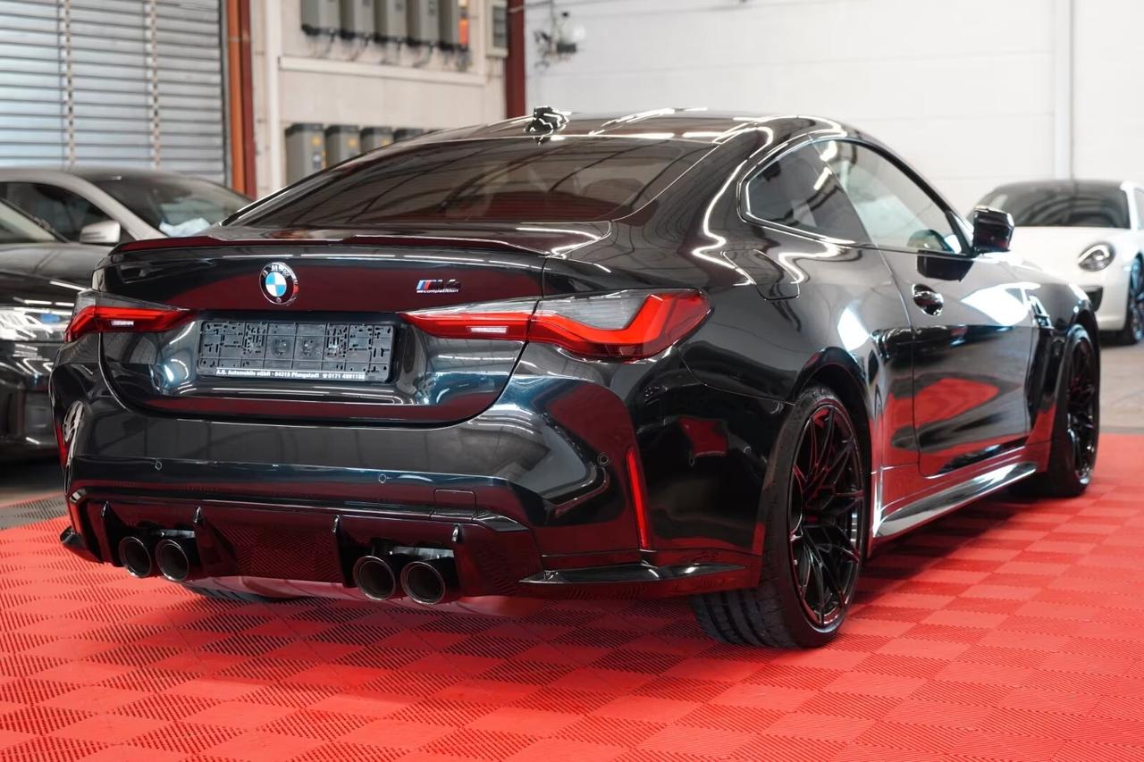 Bmw M4 Competition TOTAL BLACK