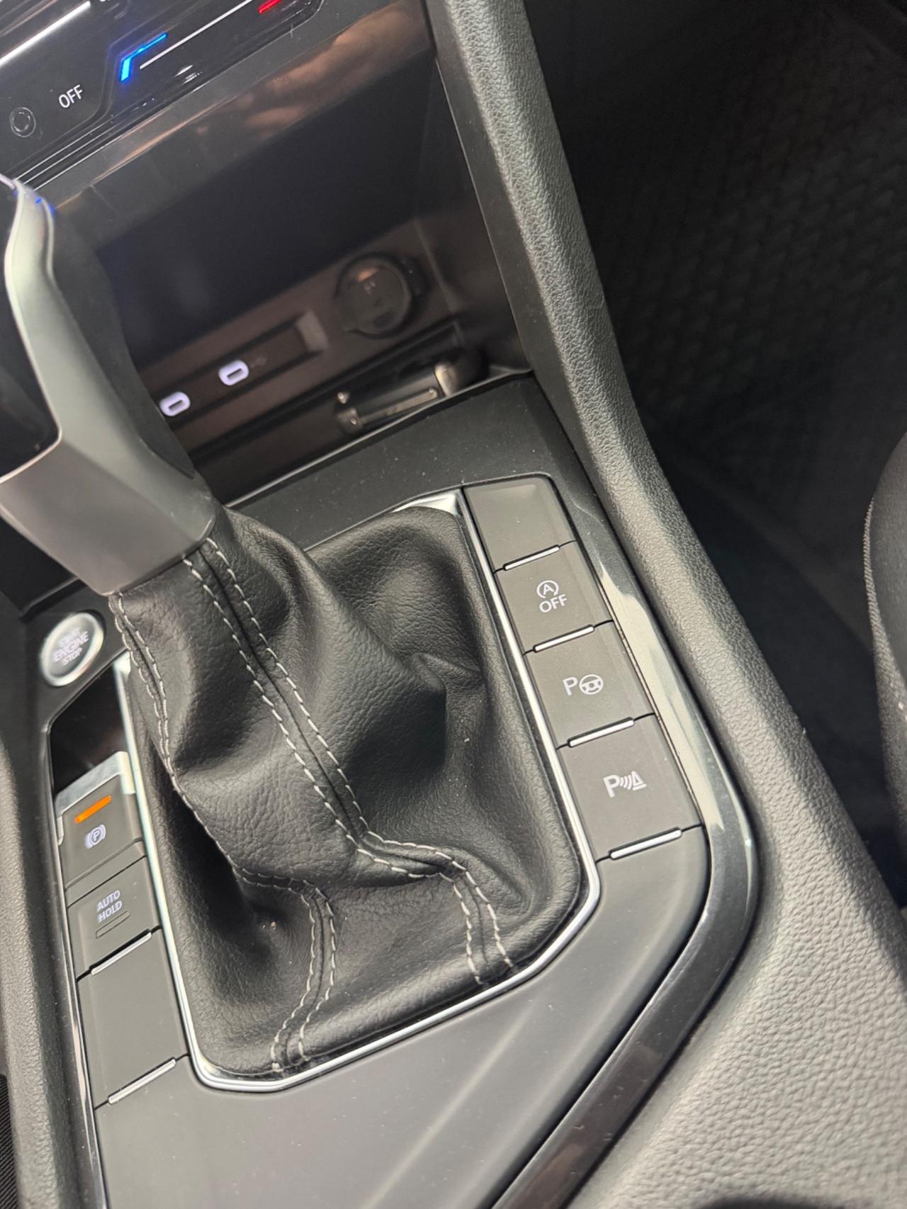 VW Tiguan 2.0 150 CV DSG R-Line FINANZIABILE