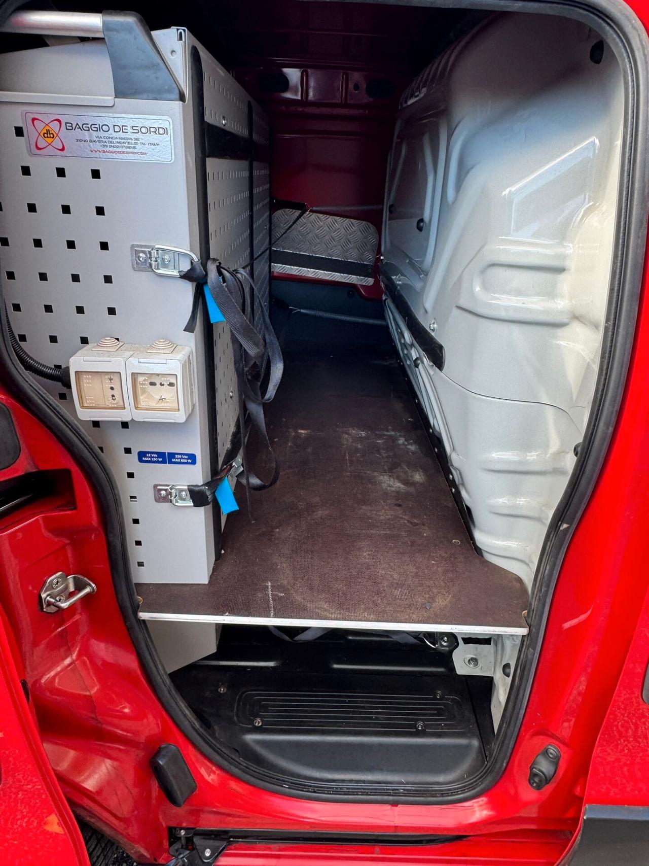 Fiat Fiorino 1.3 MJT 95CV Cargo Adventure