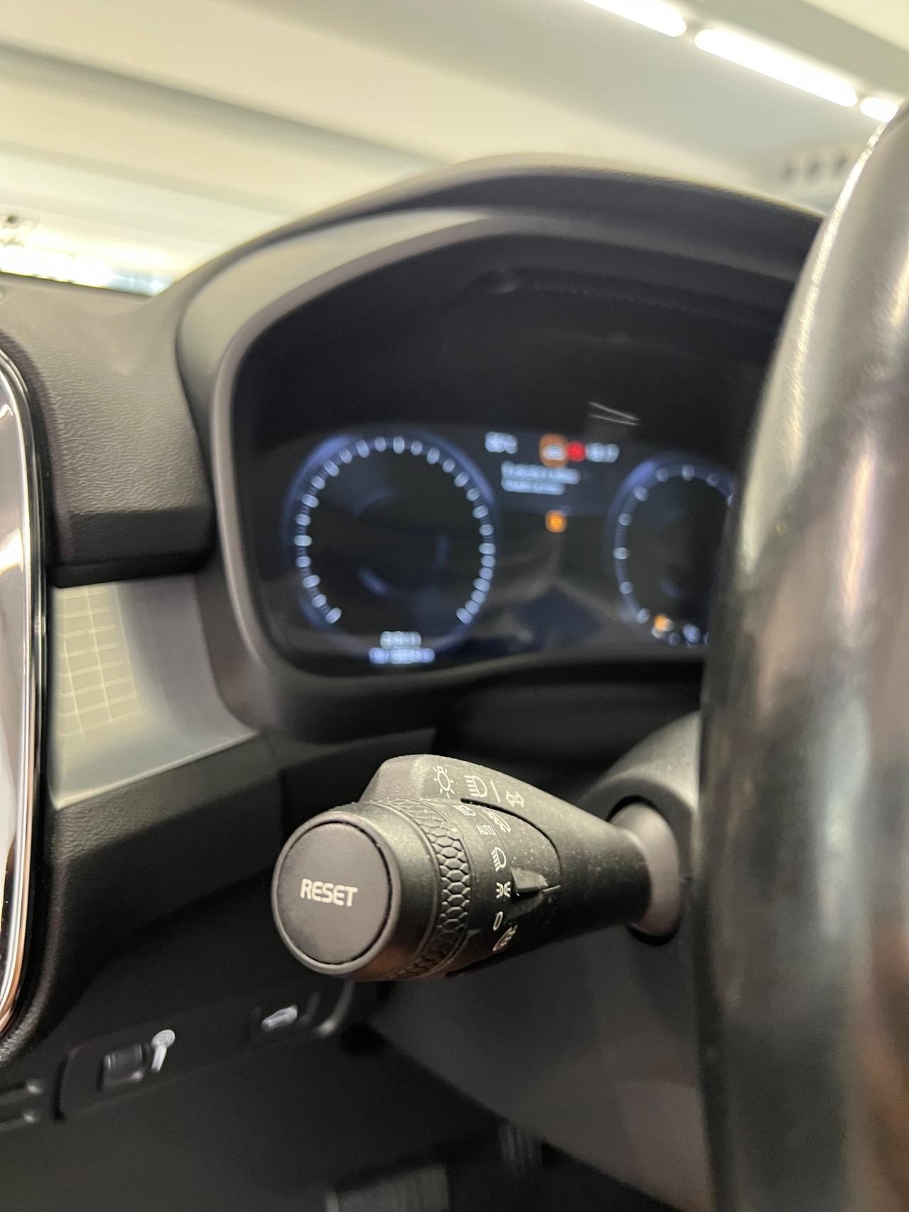 Volvo XC40 D4 AWD Geartronic Momentum