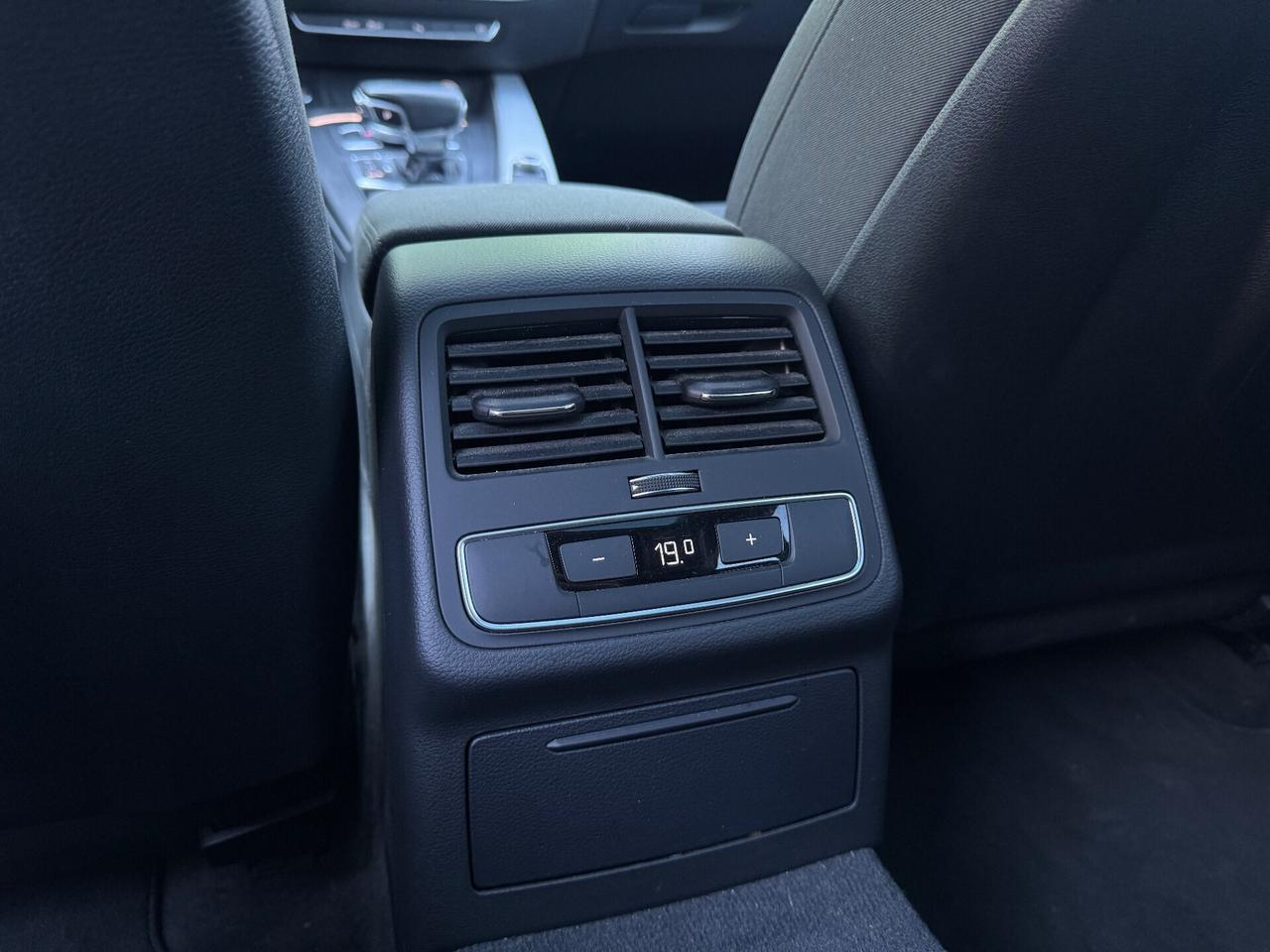 Audi A4 2.0 TDI 150 CV ultra S-Line Sport