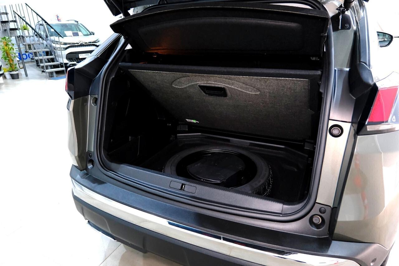 Peugeot 3008 ALLURE 12oo T 130cv COCKPIT LED e NAV