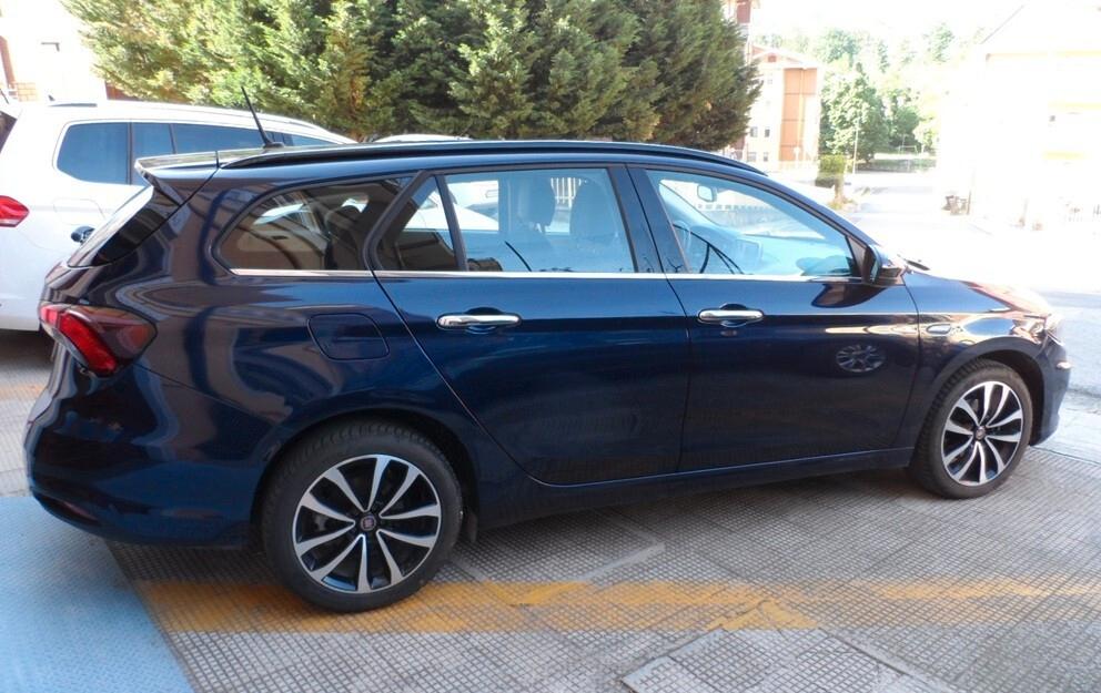 Fiat Tipo SW 1.6 MULTIJET 120CV Lounge