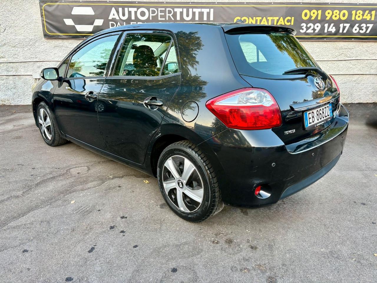 Toyota Auris 5 Porte Auris 5p 1.3 dual Sol FL