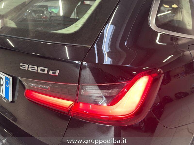 BMW Serie 3 G21 2019 Touring Diese 320d Touring mhev 48V Luxury auto