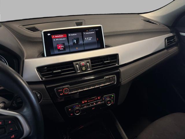 BMW X2 sDrive18d Business-X